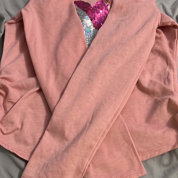 Large (11/13) long sleeve pink shirt with sequins - Picture 6 of 9